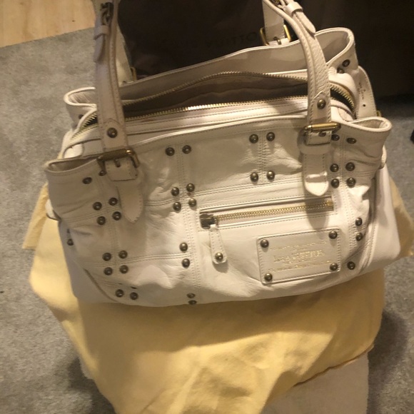 **BDAY MONTH SALE**Louis Vuitton Vintage Rivete cream handbag - Picture 5 of 17